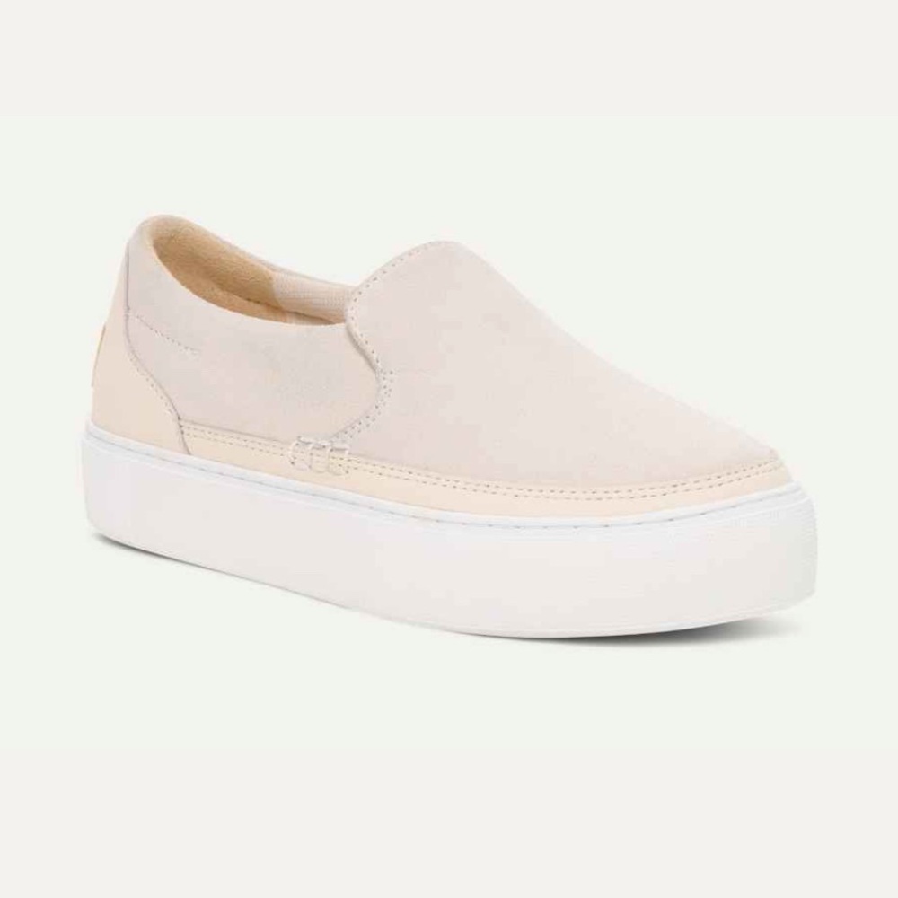 UGG Zilo Slip On in Jasmine Size 8